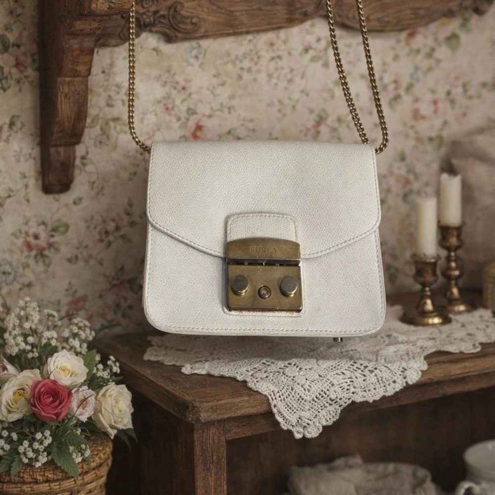 Furla Mini Metropolis White Leather, Chain Crossbody Bag